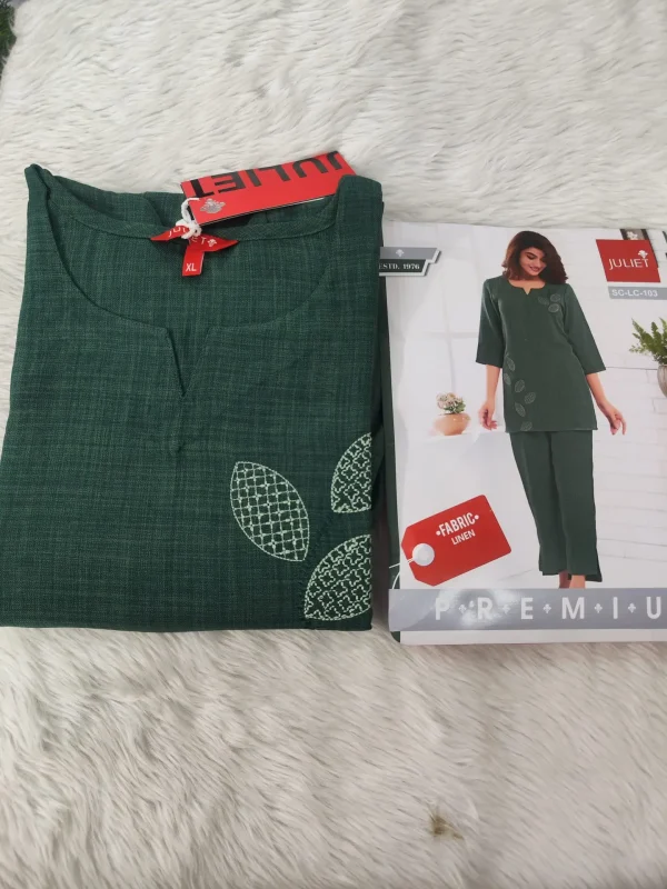 Nighties.Night Suits
