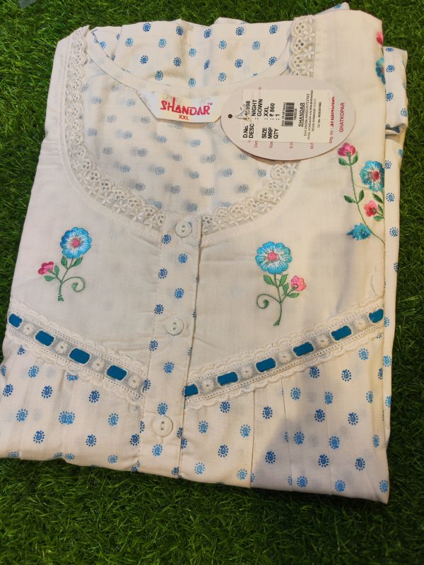 Nighties.Spun Nighties - XXL Size - Cotton Mixed Spun Cloth - White Color